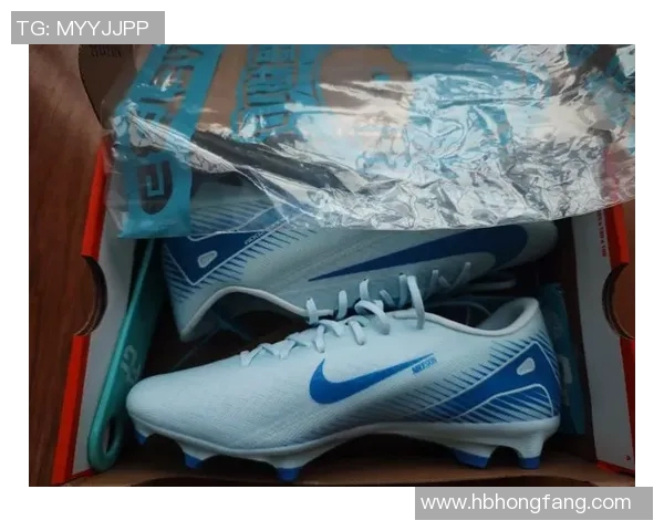 穿刺客足球鞋的明星球员与他们的竞技表现分析